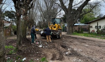 CONTIN�AN LOS TRABAJOS DE LIMPIEZA Y ARREGLO DE CALLES